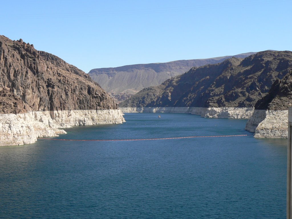 Lake Mead from top of Dam by h87