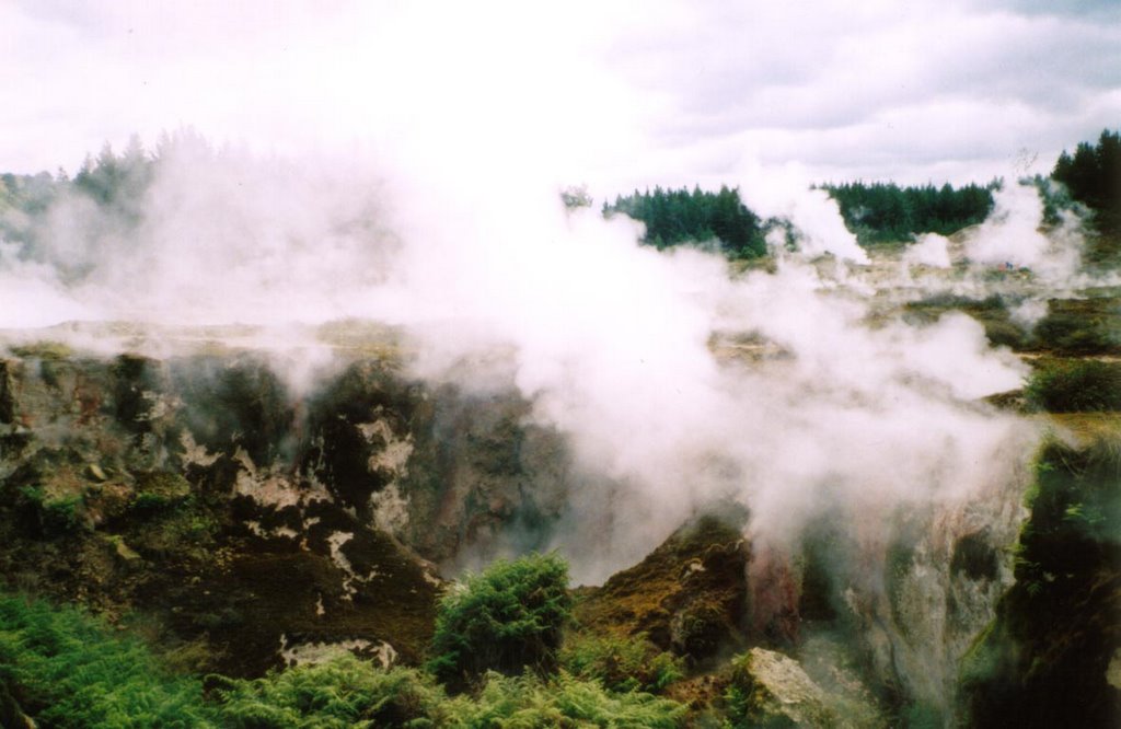 Craters of the moon by Marnix Bouwman