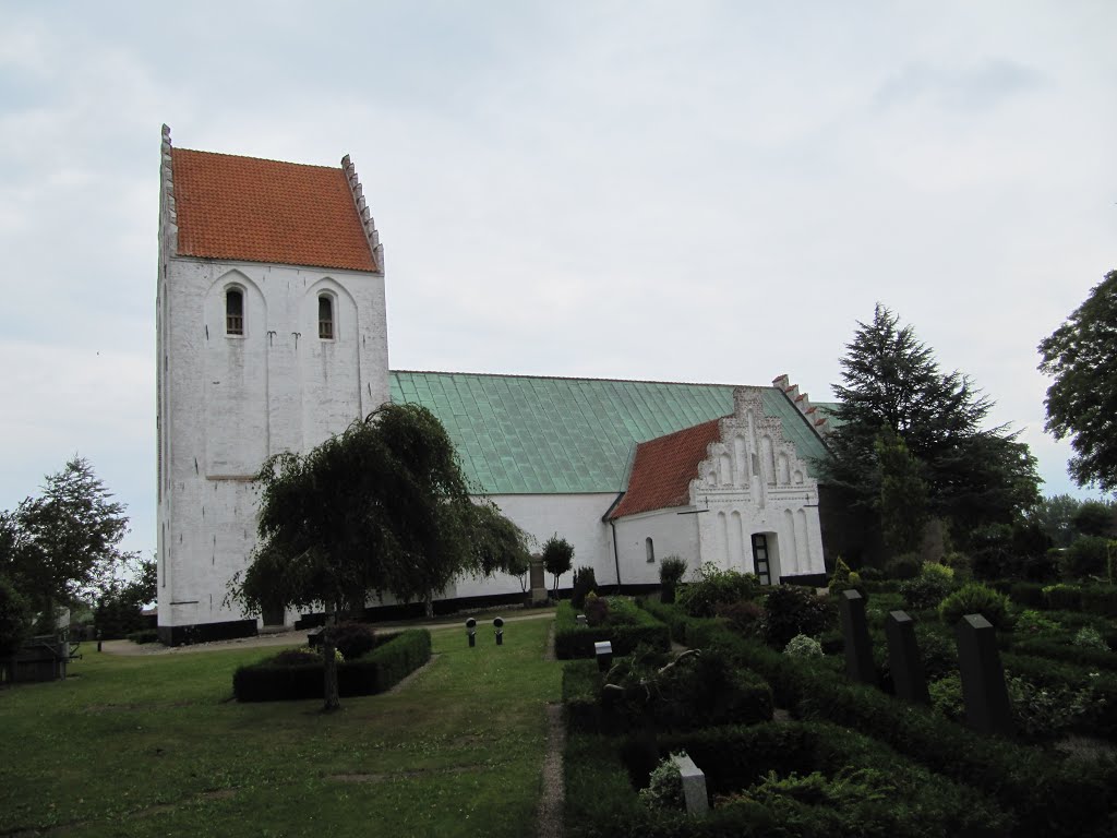 Skovby Kirke - Nordfyns kommune by Benny Hansen - Haslev