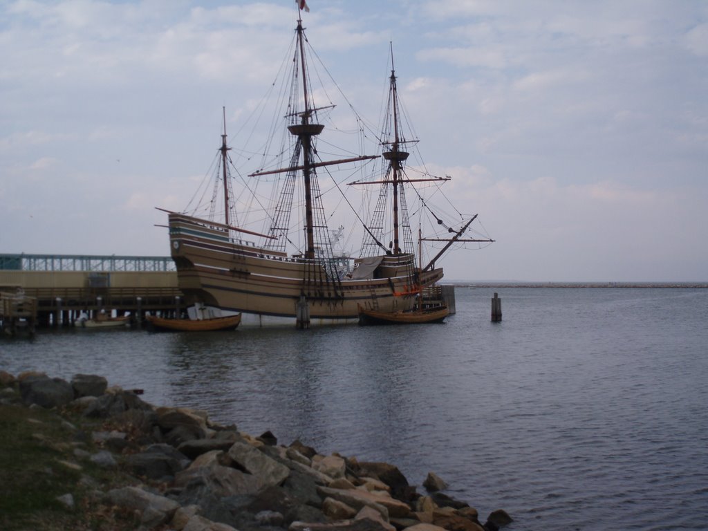 Mayflower II by John Paquette