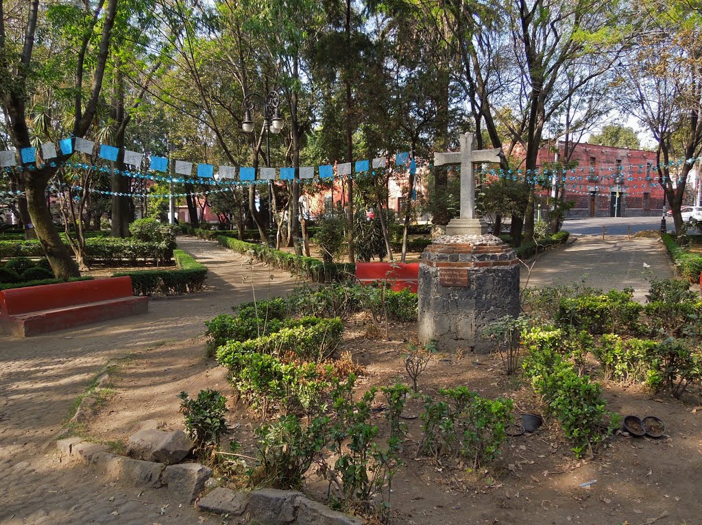 Plaza de la Conchita - Quartier de Coyoacan - Mexico City by Naru Kenji