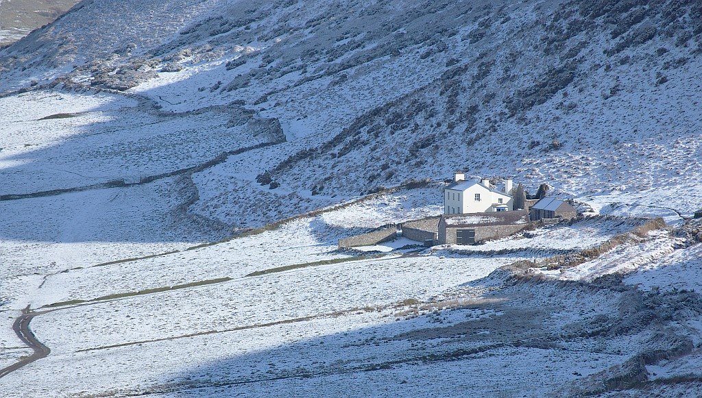 Snow in Rhossili (rare!) - April 2008 by trevmorris