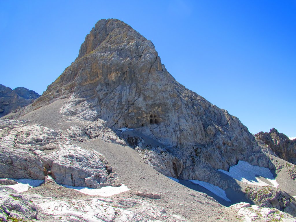 Cima XII Apostoli 2697m. by andreacolfoto