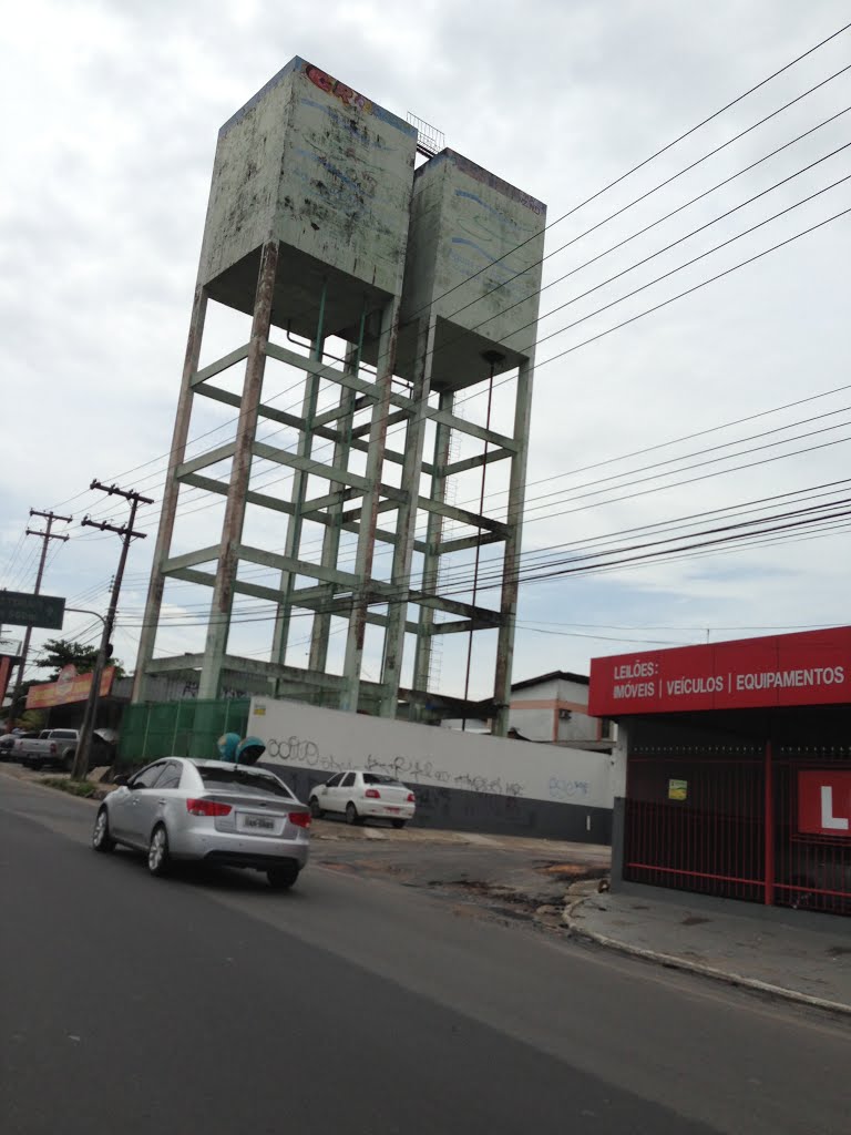 Caixa d'água dupla na Avenida Torquato Tapajós, Manaus Brasil. by Dedé de Zé Luca