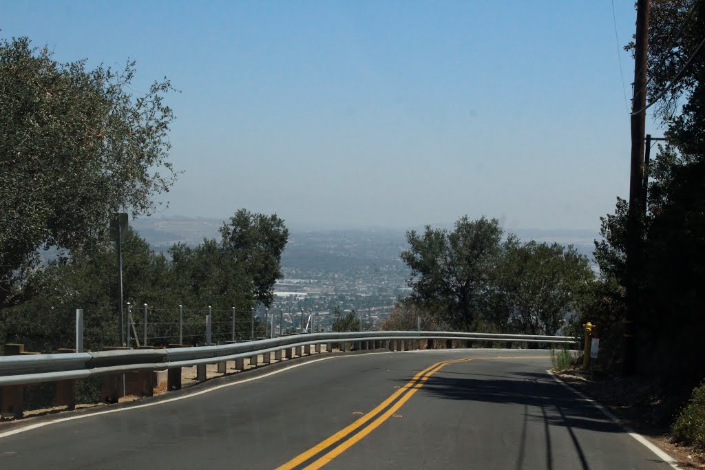 Turnbull Canyon Road Hacienda Heights California by 李苏