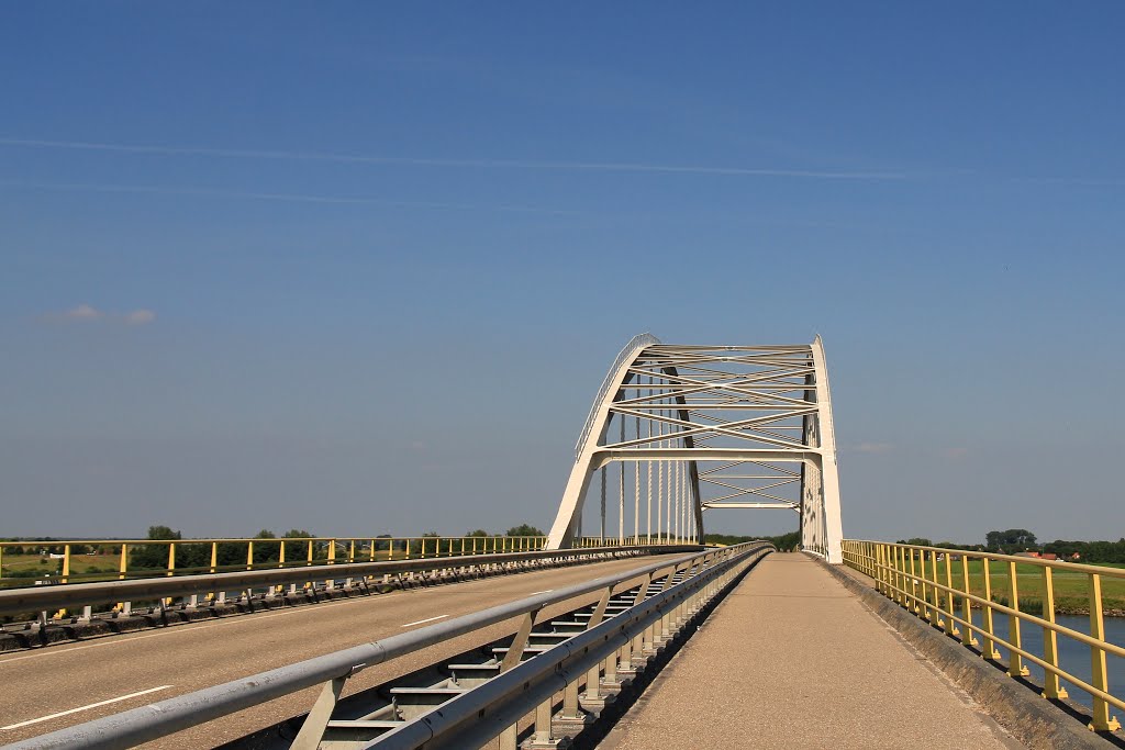 Vossemeerse brug by Bengeltje