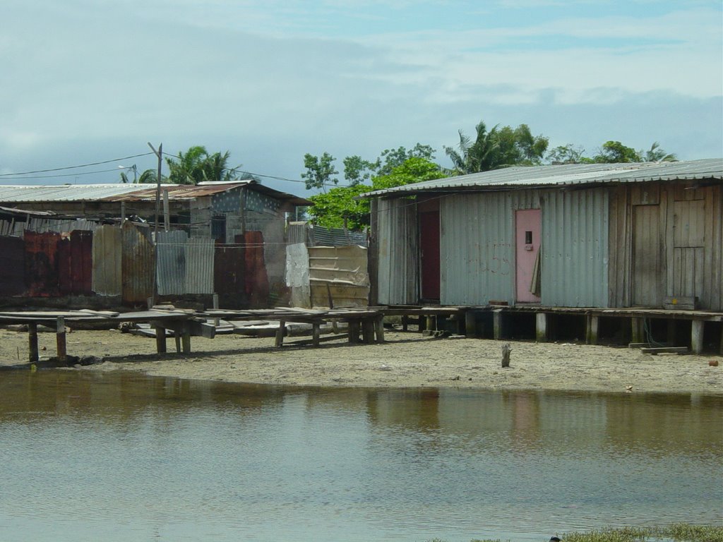 Port-Gentil, Gabon by semathes