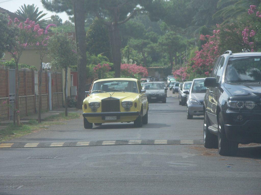 Tor San Lorenzo Lido "La Sbarra" rolls royce by asserac