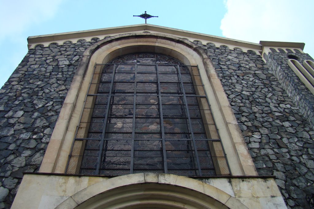 Iglesia San Fernando by Alejandro Rendon