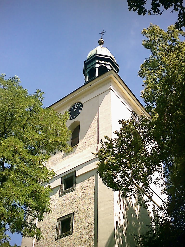 Kostol v Hodkoviciach nad Mohelkou / Church Hodkovic over Mohelkou by Denis Ondriškovič