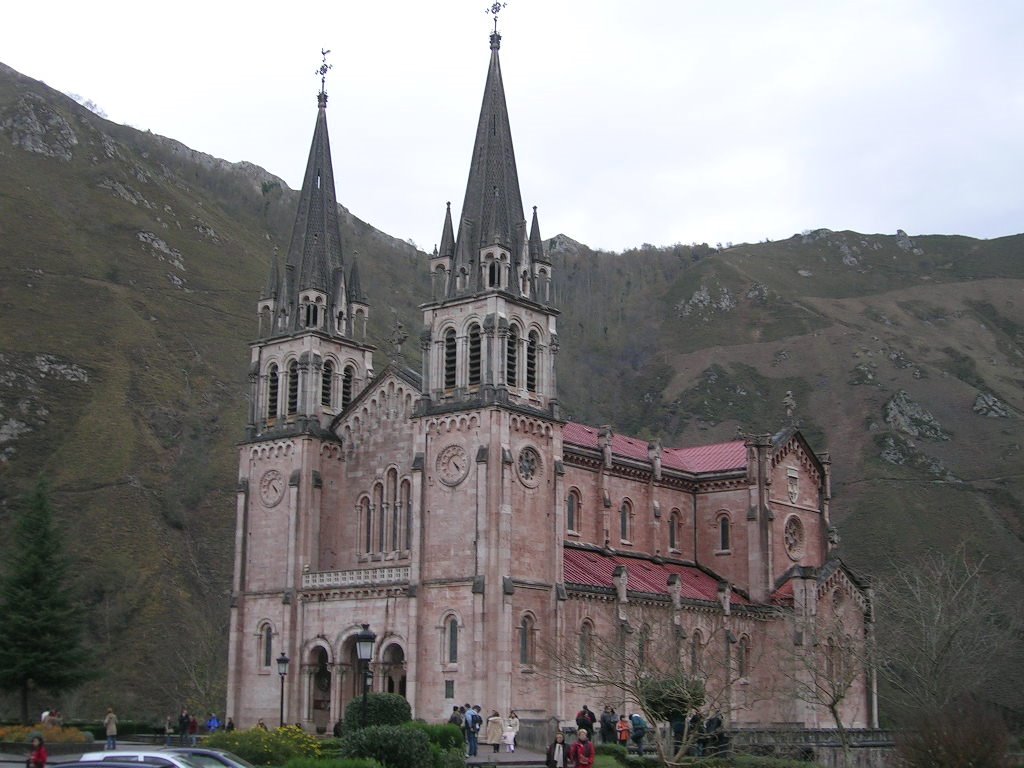 Basilica de Covadonga ( Asturias) by mosli