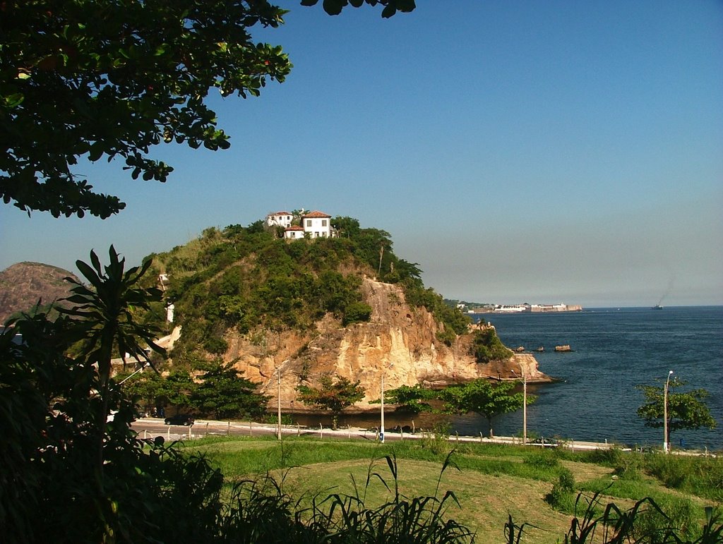 Ilha da Boa Viagem - Niterói - by LAMV by Luiz Maron