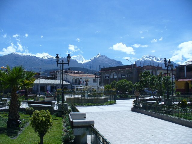 HUARAZ-ANCASH-PERU by Dante Aldave