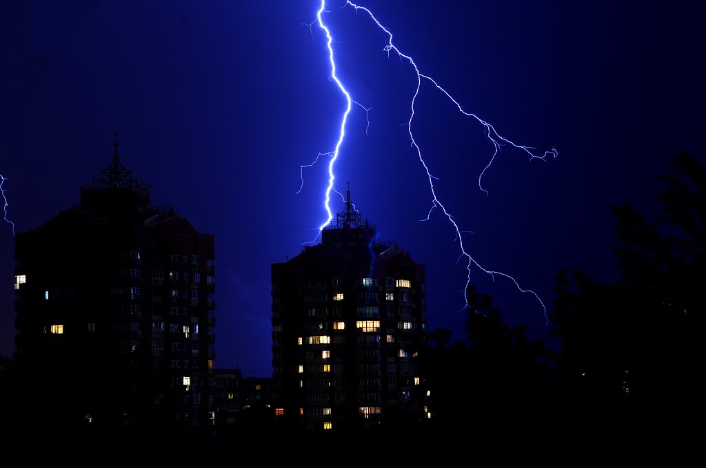 Lightning strike. 18.05.2013 23:20 by panasukas