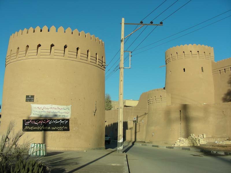 Castle olden yazd city برج و باروي شهر قديم يزد by movahedi