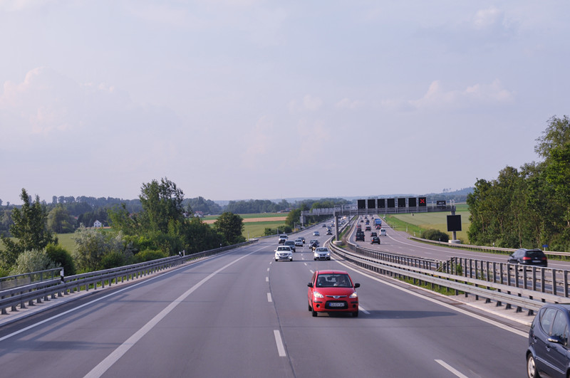 德国法兰克福到慕尼黑路上 Frankfurt Germany on the way to Munich China Xinjiang Urumqi, sind Sie herzlich eingeladen, Tourismus China Xinjiang Urumqi Welcome you to tour the, Китай Синьцзяна Урумчи приветствовать Вас на экскурсию, الصين ترحب زيارتك لاورومتشى فى شينجيانغ, 中国新疆のウルムチへの訪問を歓迎する, 中国新疆乌鲁木齐欢迎您来观光旅游 by 罗布泊