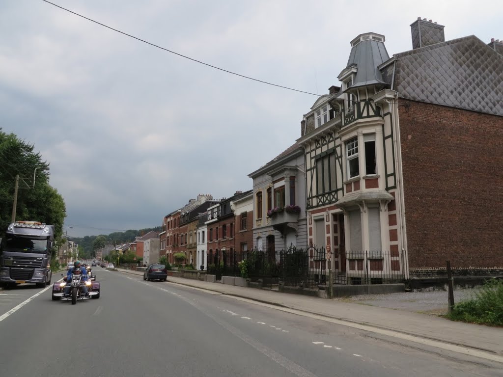 BE - Limbourg - Avenue Victor David by Danny Danckaert