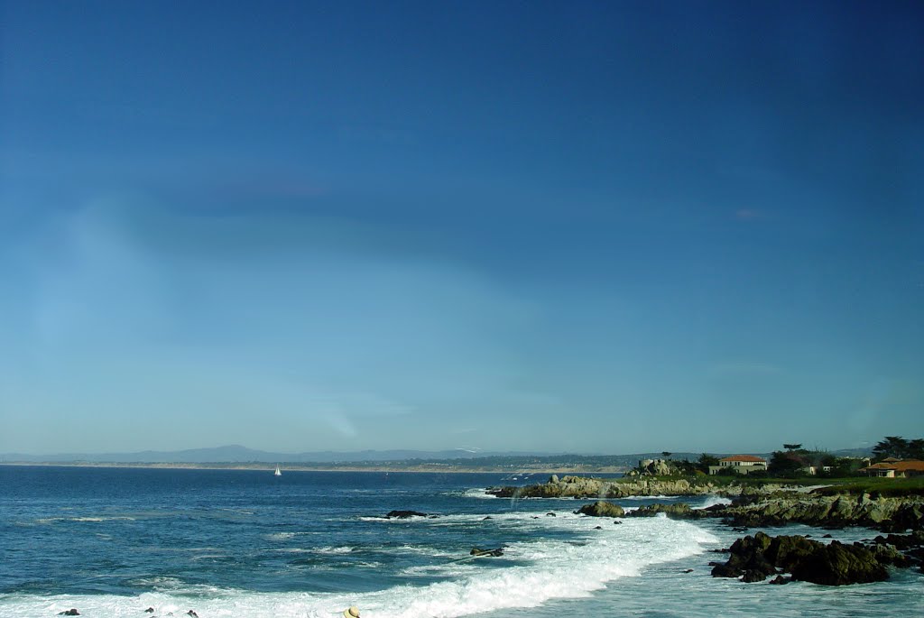 Beautifull Blues, Pacific Grove, CA by alvaro espinel