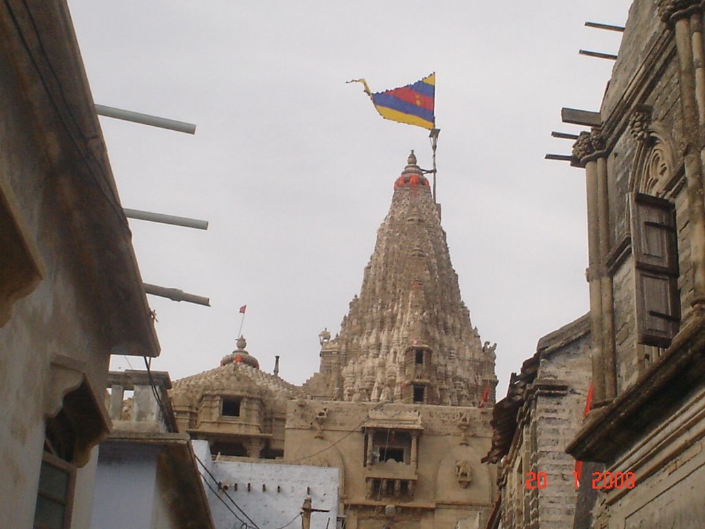 Sri Dwarkadheesh Mandir - Dwarka by shatruazaad