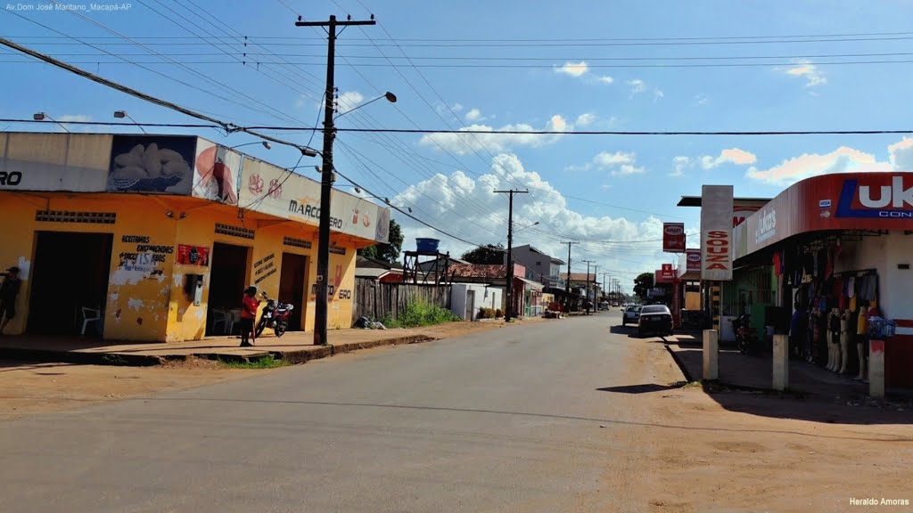 Av.Dom José Maritano com rua Agenor Ferreira Pinto_w_Macapá-AP by Heraldo Amoras