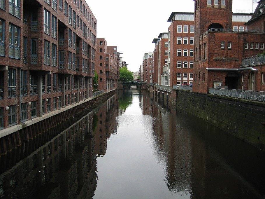 Hamburg,kanal by ertul