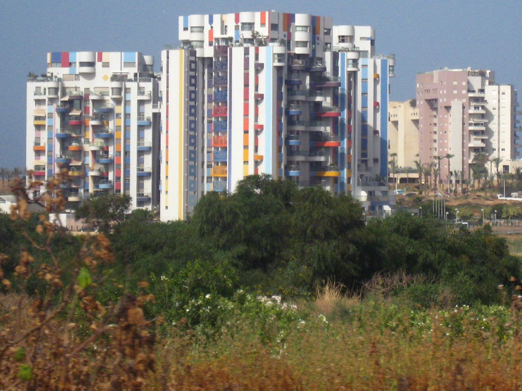 Colorful buildings by CarmelH