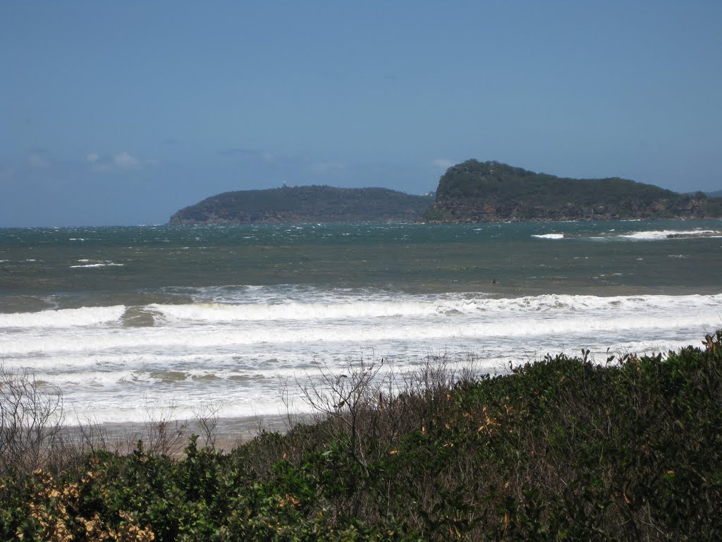 Umina Beach, Lion Island and Barrenjoey Head, NSW, January 2013 by Rixklix