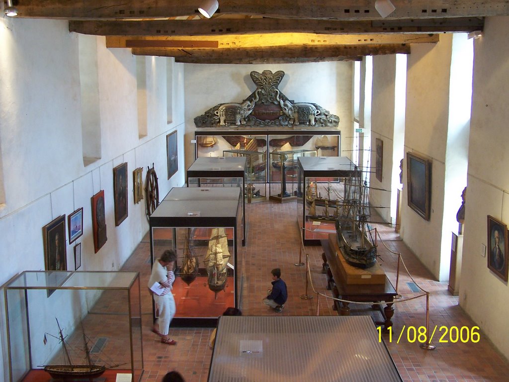 Interior del museo naval Port Louis by jose merino