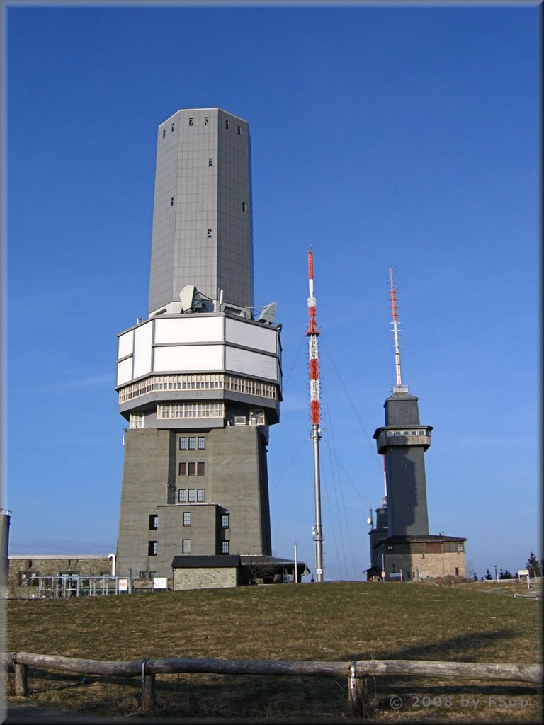 Telecommunicationtowers at the Großer Feldberg by FSup