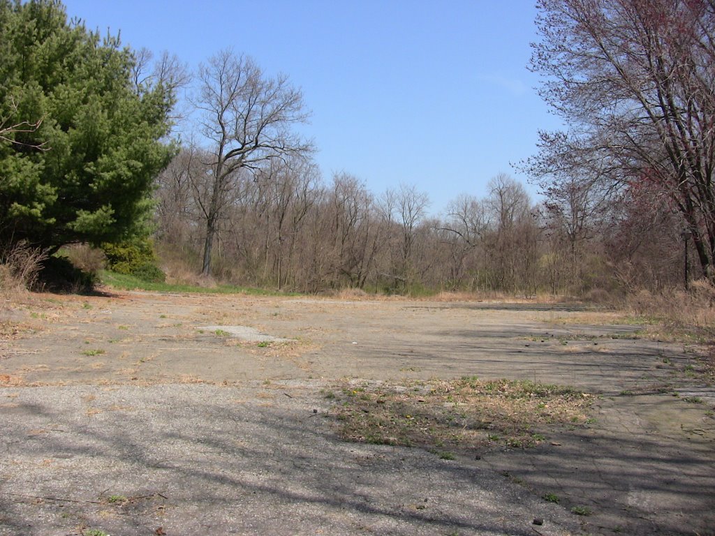 Old parking lot by JerryD504