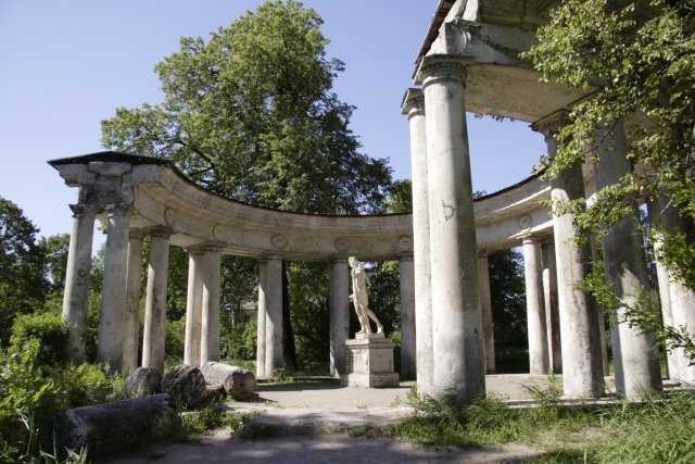 Павловск. Колоннада Аполлона. (Pavlovsk. Apollo's colonnade.) by Afanasyeva Irina