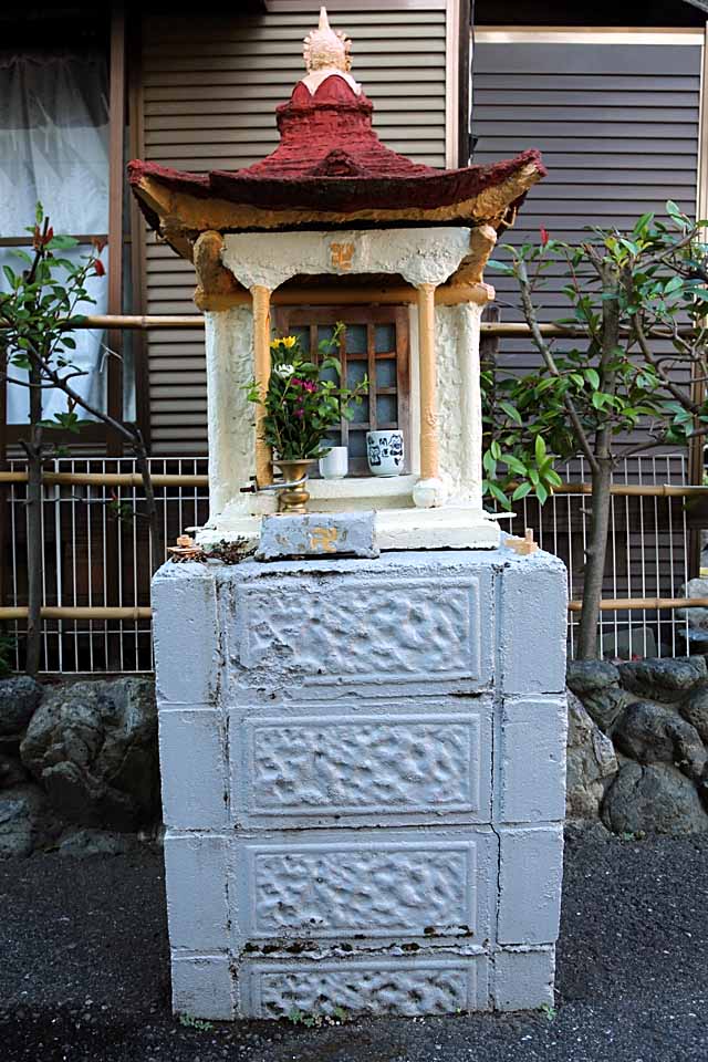 Jizoson, guardian deity at Takada-nishimachi by nutakku