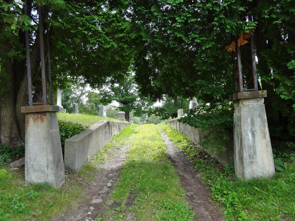 Clough Cemetery, Lewiston Maine by Taoab