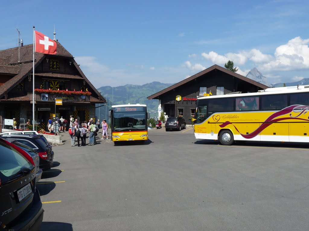 Bahnhofsplatz Seelisberg by bienenritter