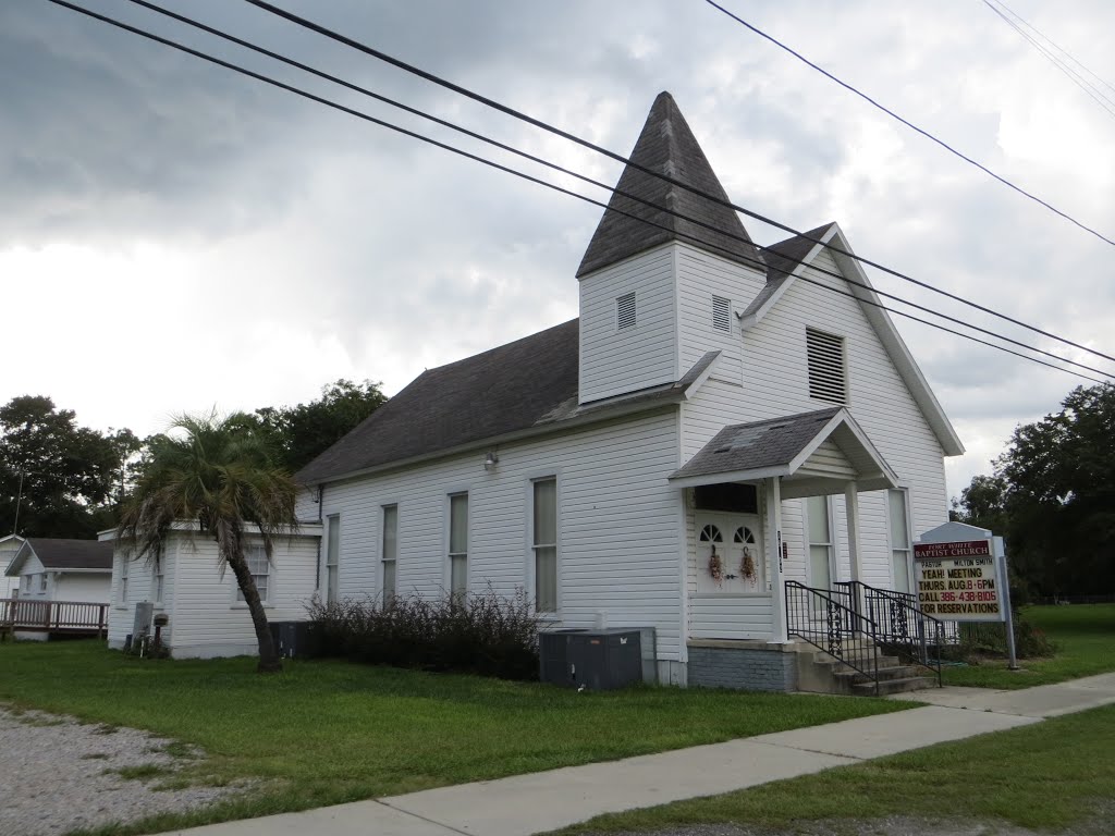 Ft White Baptist Church by Adam Elmquist