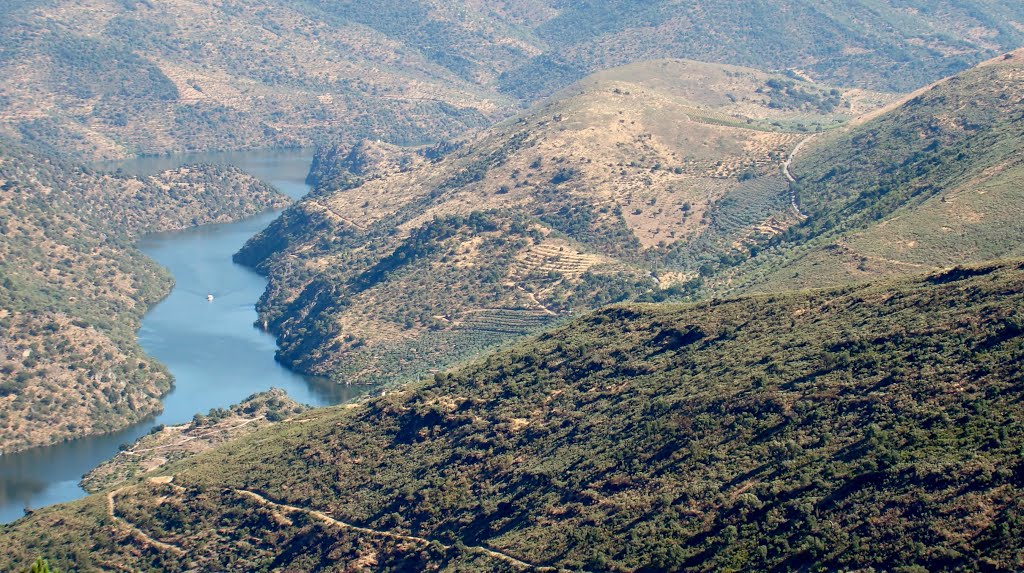 Douro Internacional, Mazouco, Freixo de Espada à Cinta, Portugal by LF64