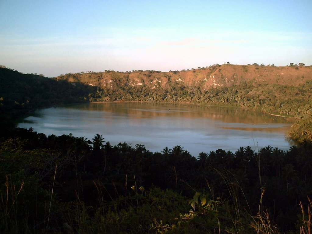 Lac de Dziani by GOZO500