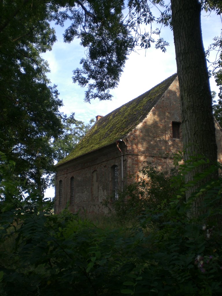 Schmagerower Kirche by martin182