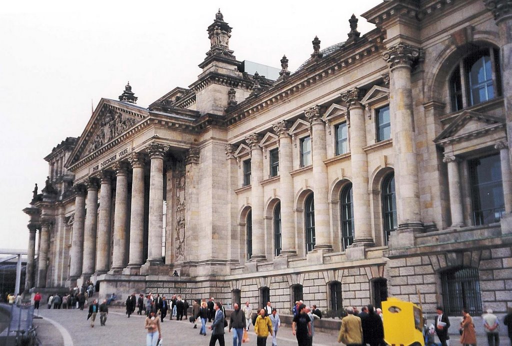 Berlin 1994, Reichstag by Ha-Wo-We