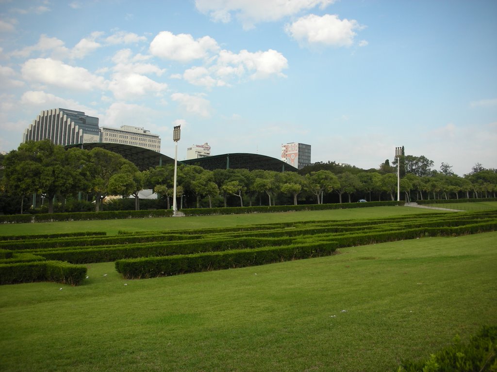 Parque Eduardo VII - Tennishalle by Lars-DK