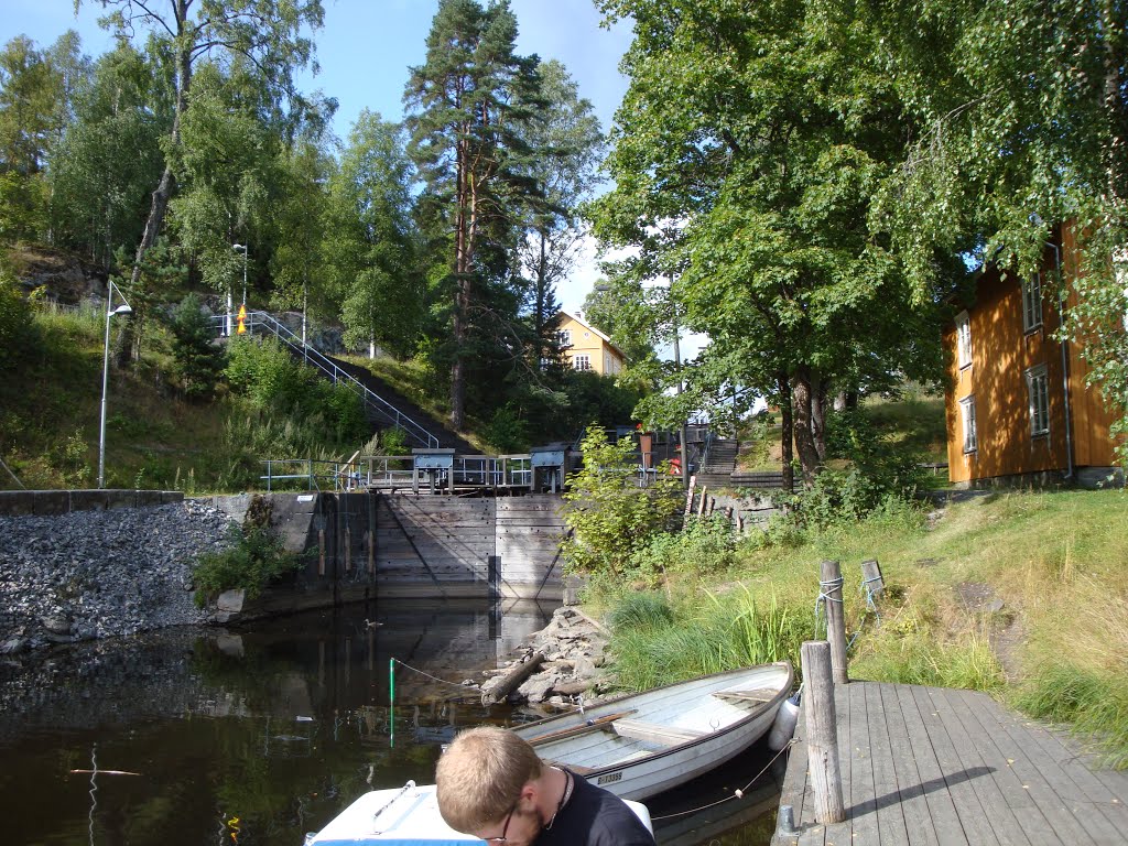 Slussarna i Örje Del av Haldenvassdraget by KnivaBo