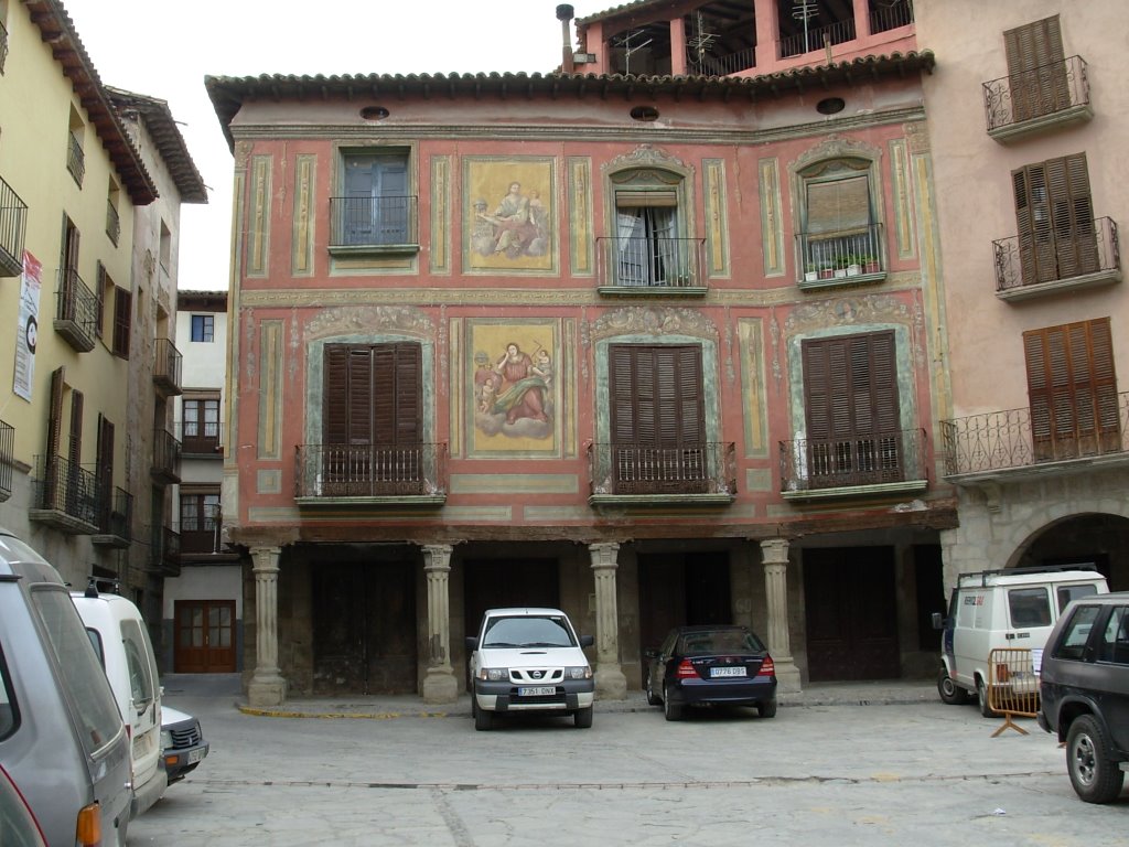 Plaza mayor de Graus by Siro M.