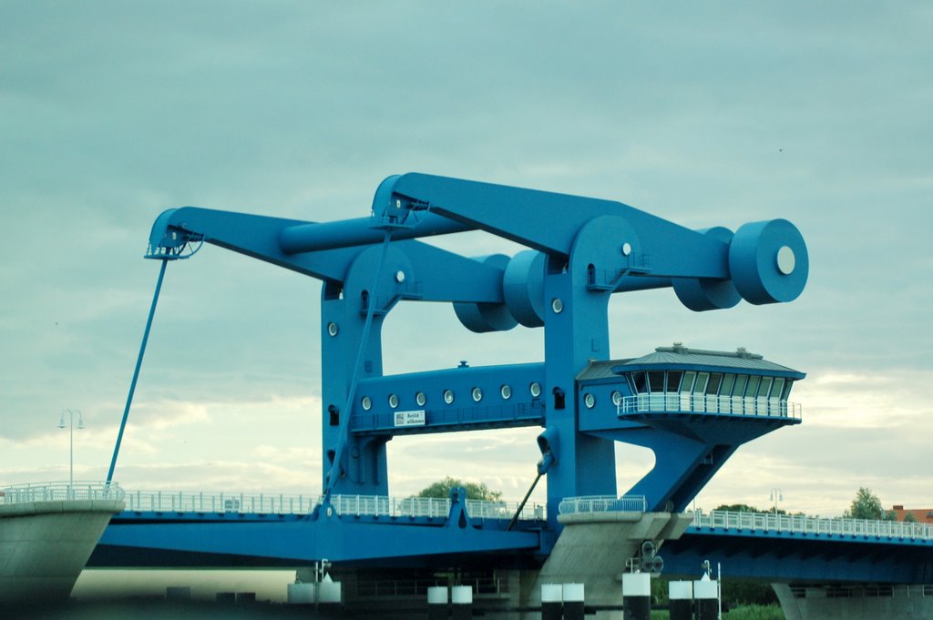 Wolgaster Zugbrücke "Endlich Urlaub" by Die Reichmänner