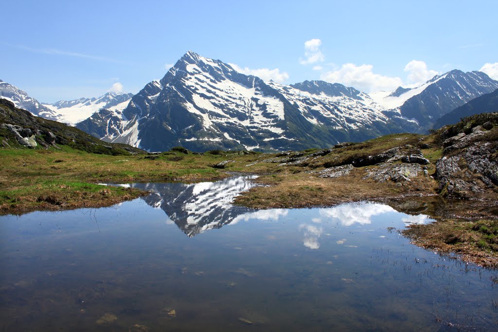 Schönes Maderanertal by Uwe Häntsch