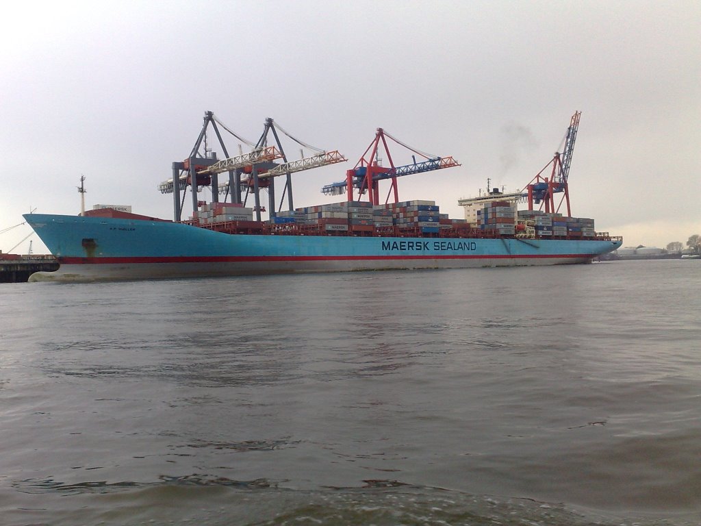 Containerschiff Maersk Sealand by moposi