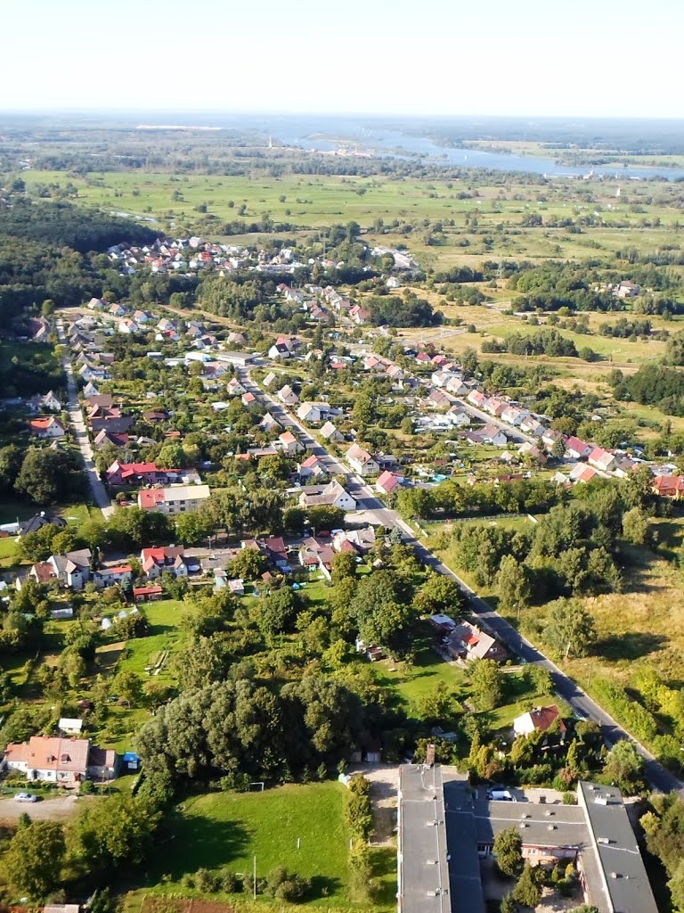 Widok znad ul. Kamiennej w kier PŁN. by KapPawelSki