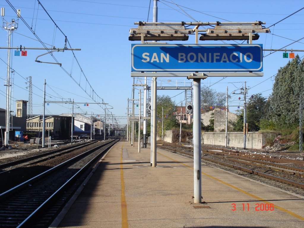 Stazione San Bonifacio by Fabiano Damiati