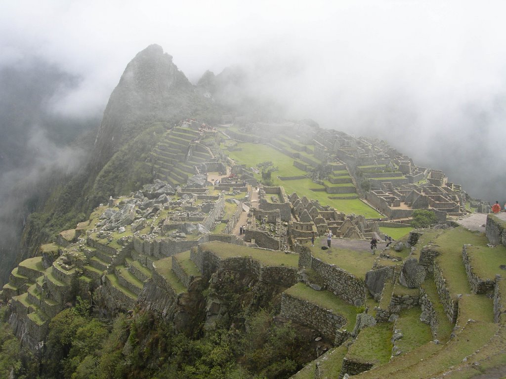 Machu Pichu by Dudeck