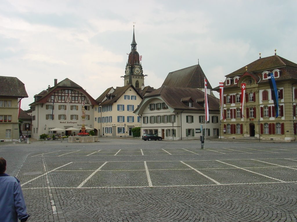 Zofingen - Niklaus Thut-Platz by greenplanet