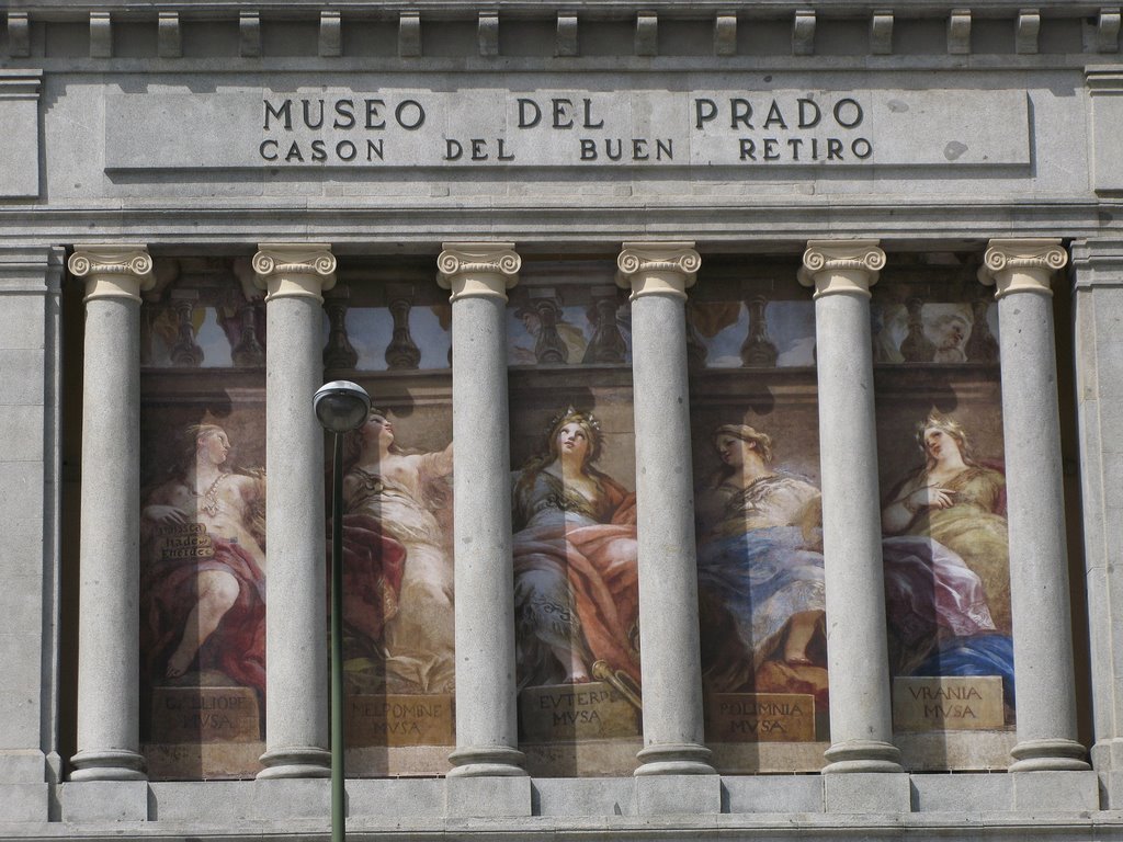 Columnas Casón del Buen Retiro by juibaro